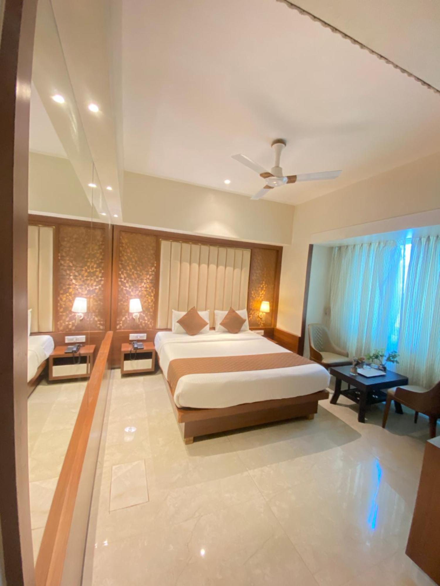 Hotel Czar Inn - Vashi Navi Mumbai Eksteriør bilde