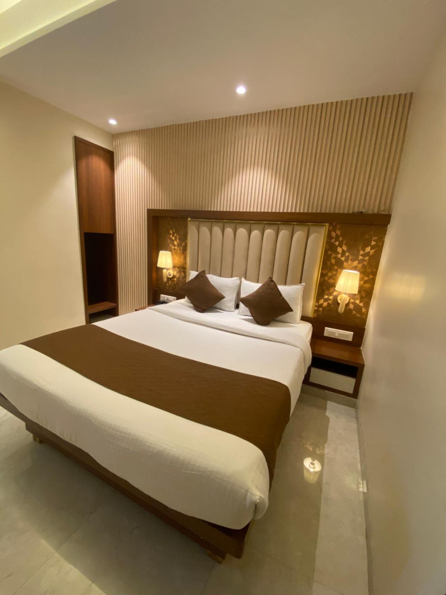 Hotel Czar Inn - Vashi Navi Mumbai Eksteriør bilde