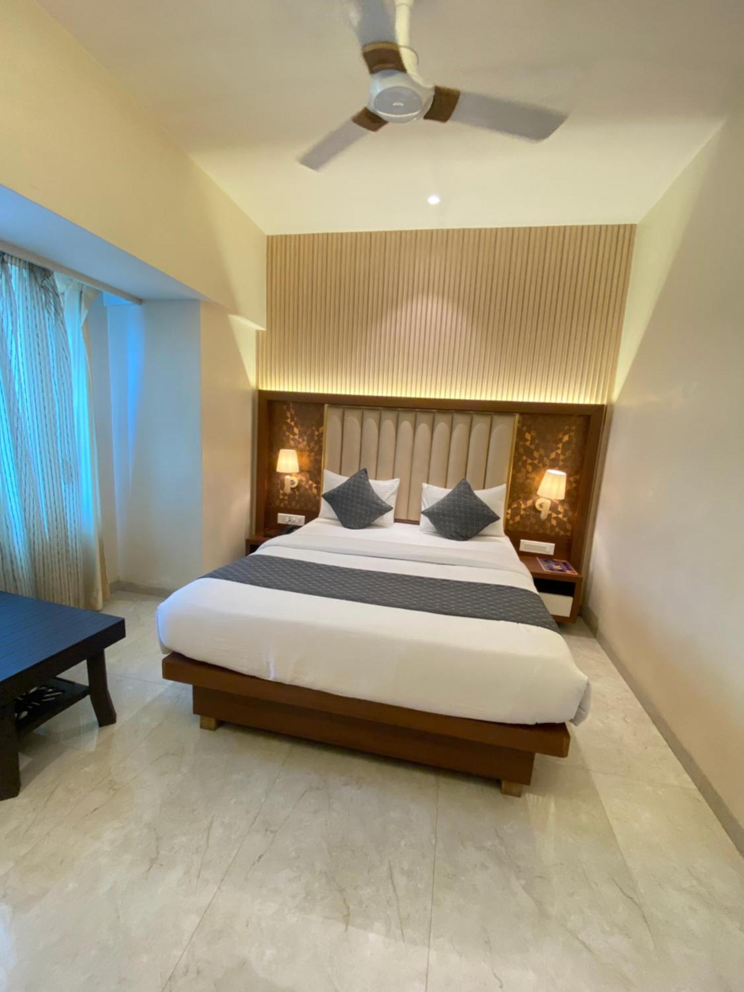 Hotel Czar Inn - Vashi Navi Mumbai Eksteriør bilde