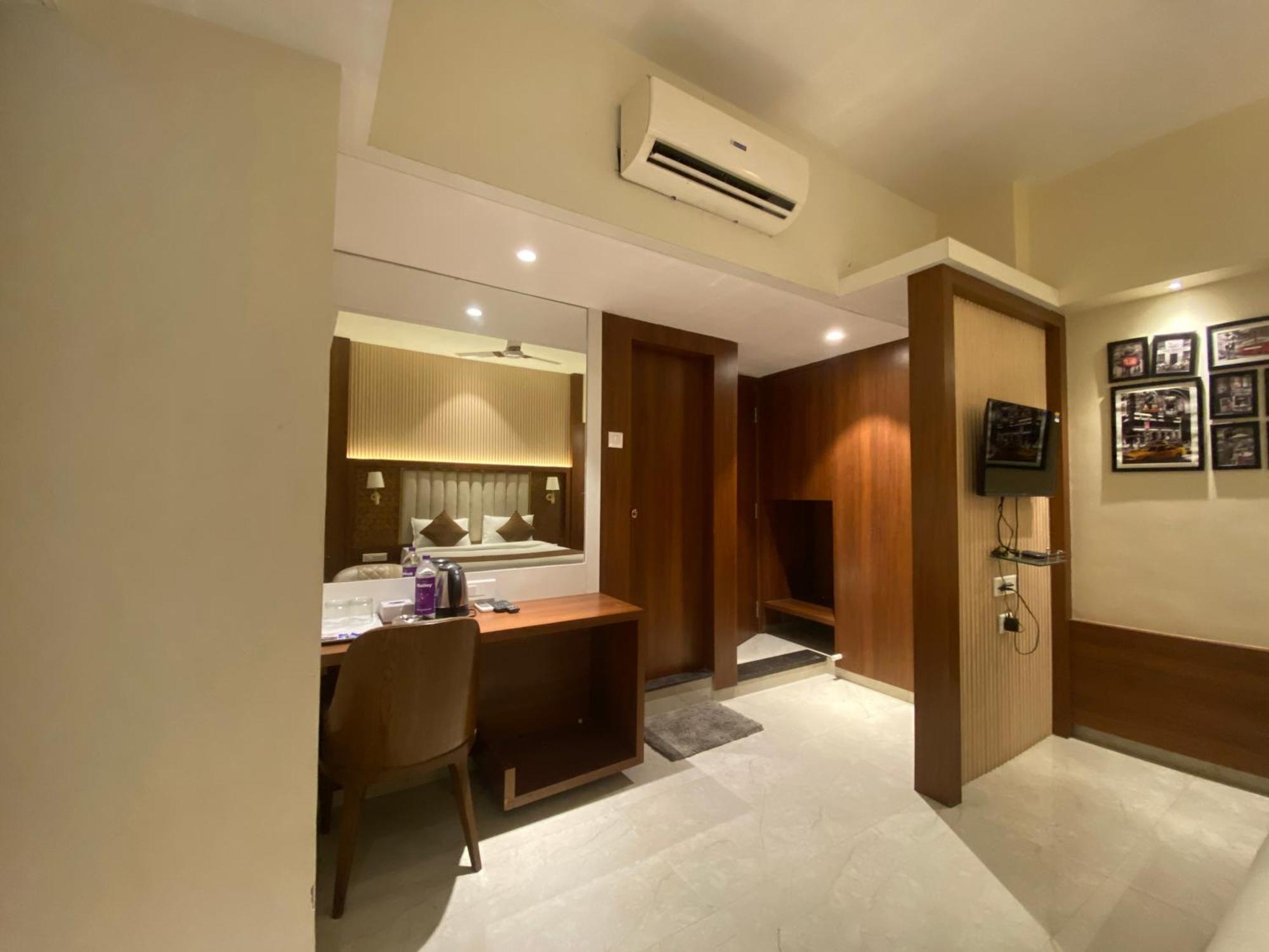 Hotel Czar Inn - Vashi Navi Mumbai Eksteriør bilde