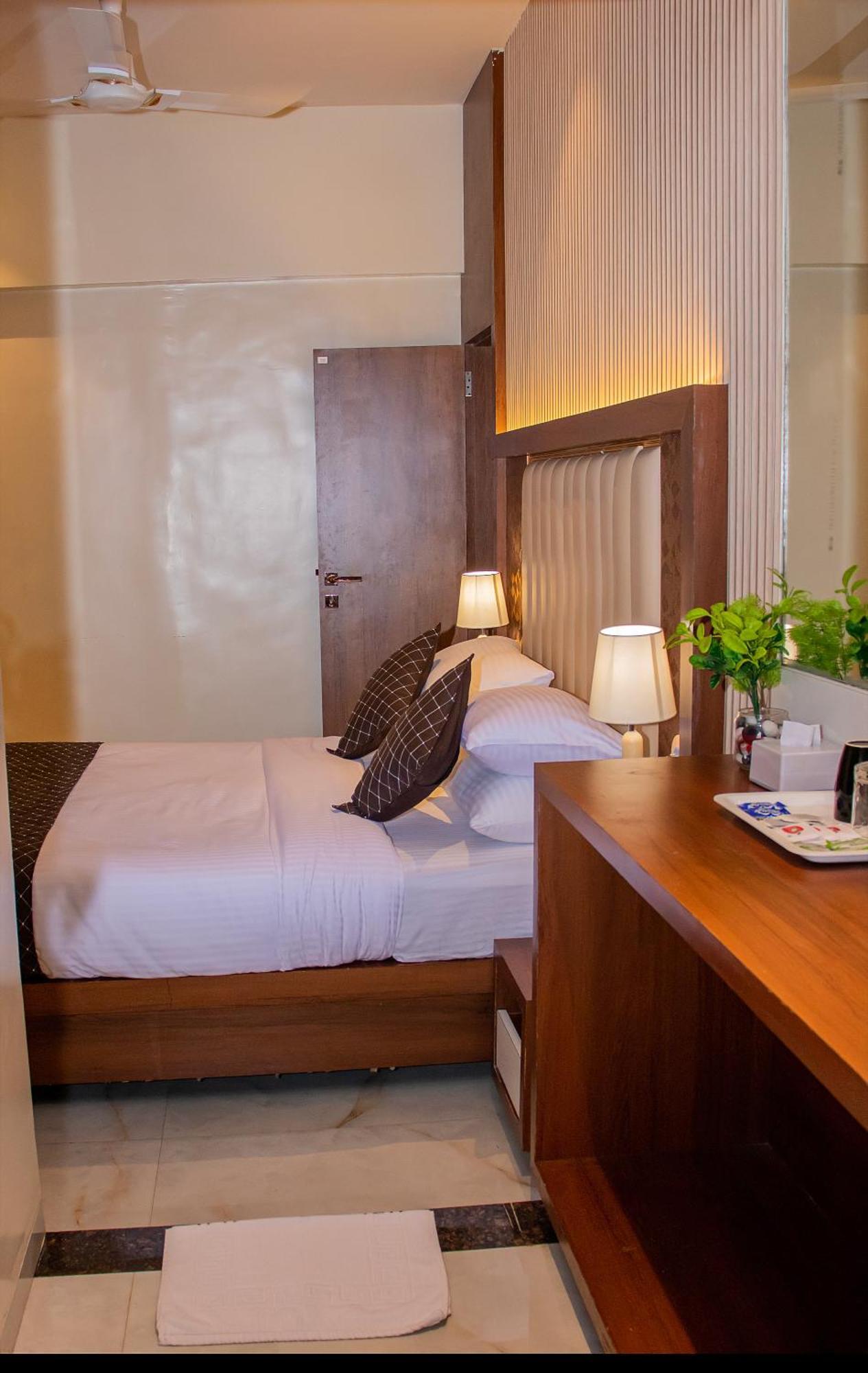 Hotel Czar Inn - Vashi Navi Mumbai Eksteriør bilde